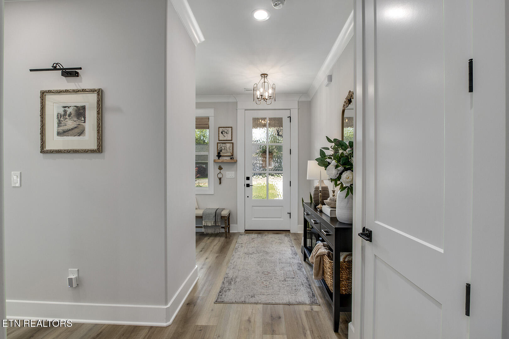 110 Gado Way Loudon, TN 37774 - Photo 34 of 53 34_GadoWay_110_EntryHall