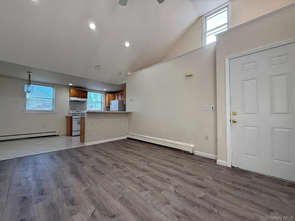 $2,795 | 51 Schneider Avenue, Unit 2A, Highland Falls, NY 10928