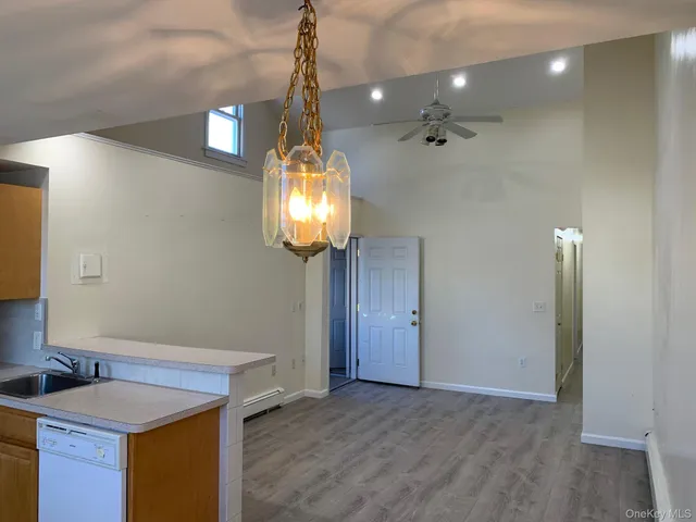 $2,900 | 51 Schneider Avenue, Unit 2A, Highland Falls, NY 10928