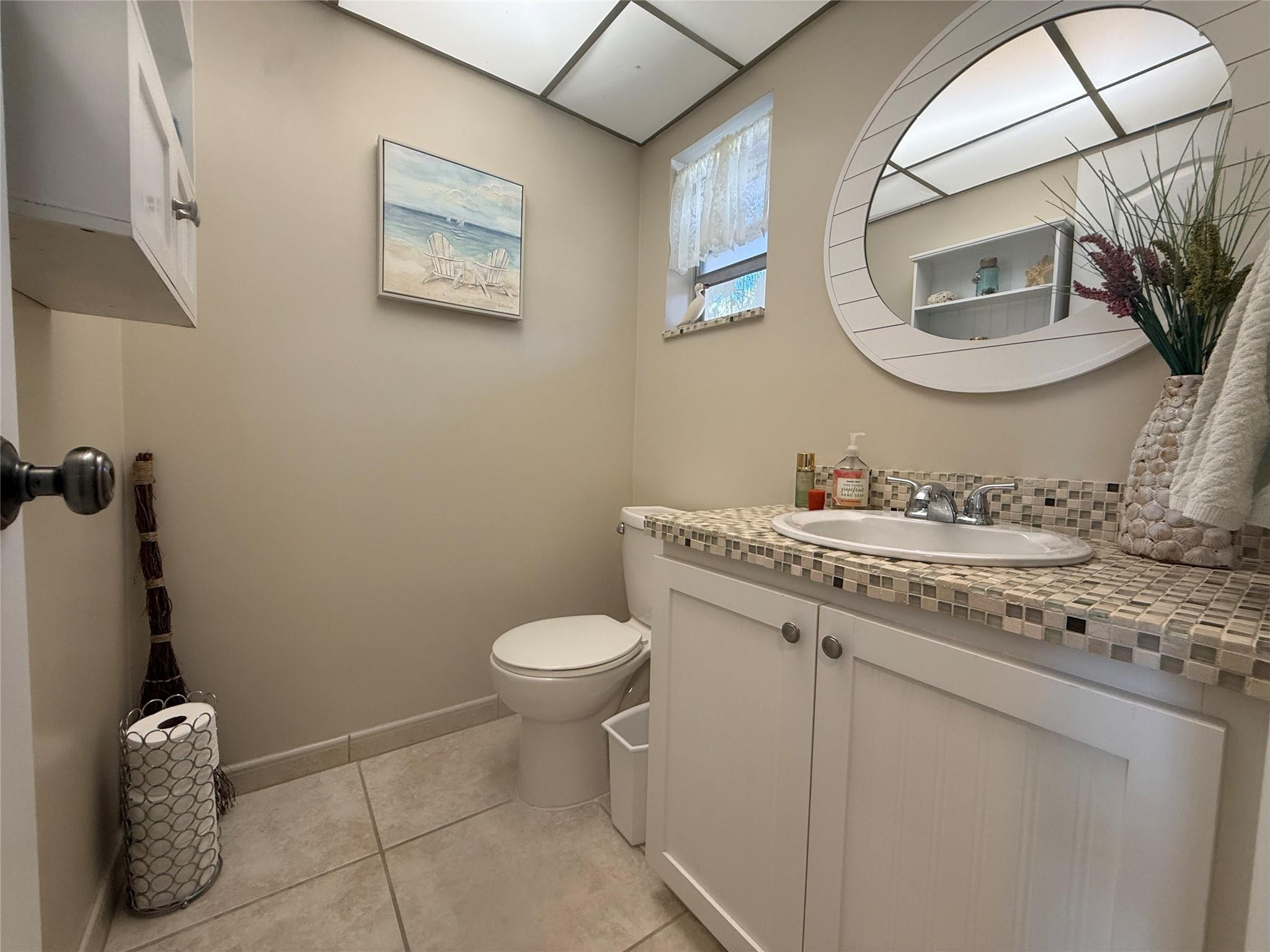 2761 North Pine Island Road, Unit 204 Sunrise, FL 33322 - Photo 19 of 39 Half bath