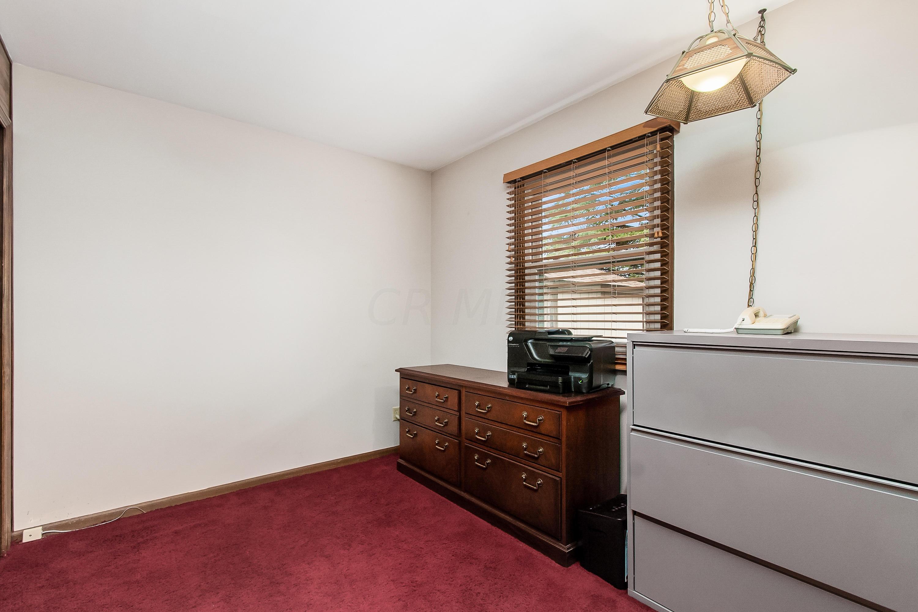 4088 Longhill Road Columbus, OH 43220 - Photo 20 of 50