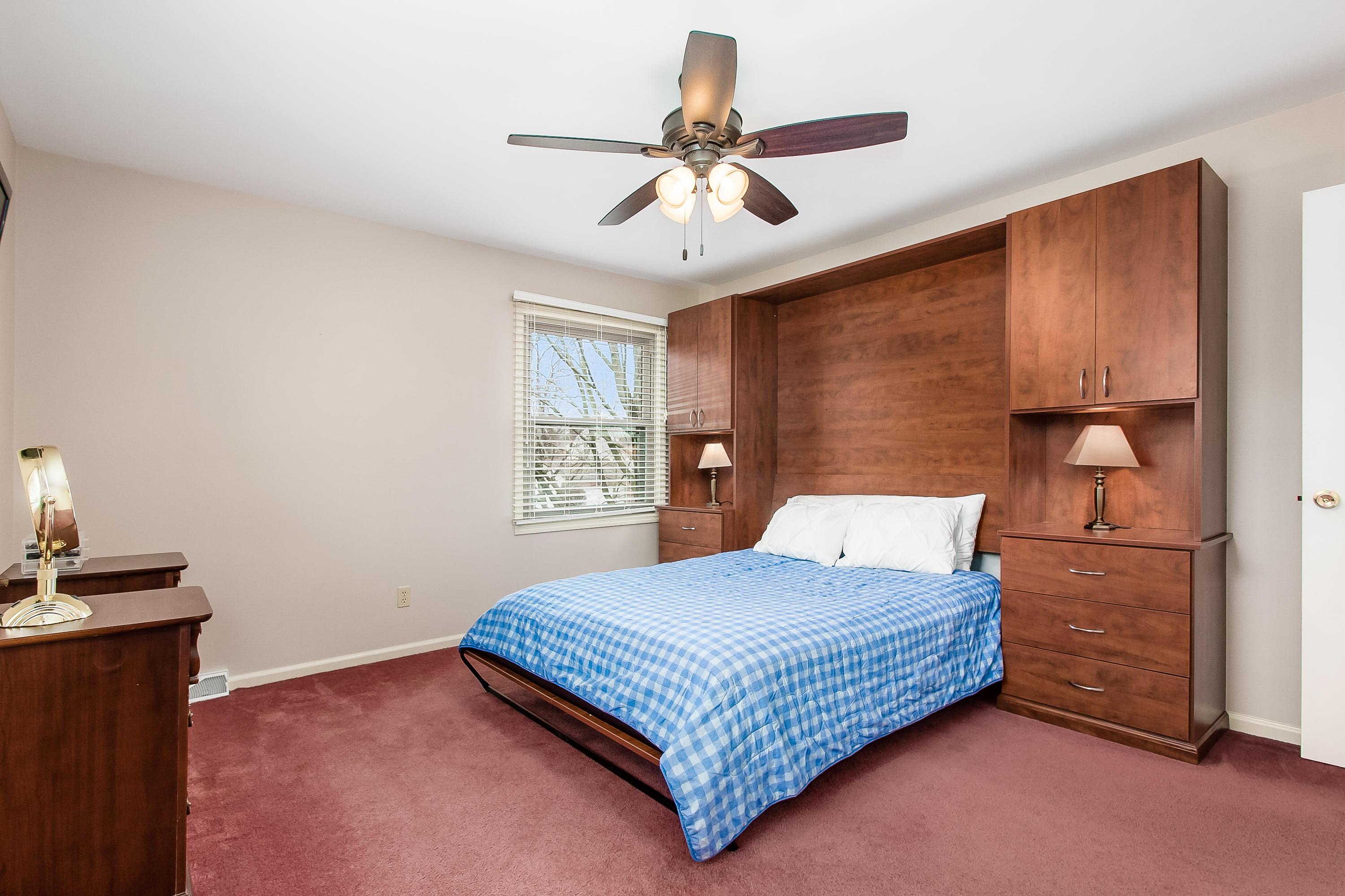 4088 Longhill Road Columbus, OH 43220 - Photo 35 of 50