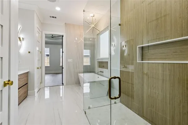 $750,000 | 10526 Phelps Street, River Ridge, LA 70123