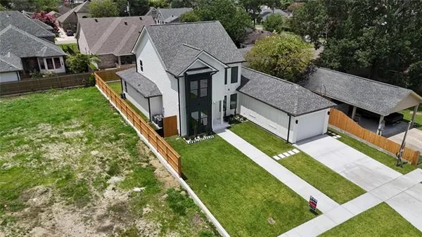 $750,000 | 10526 Phelps Street, River Ridge, LA 70123