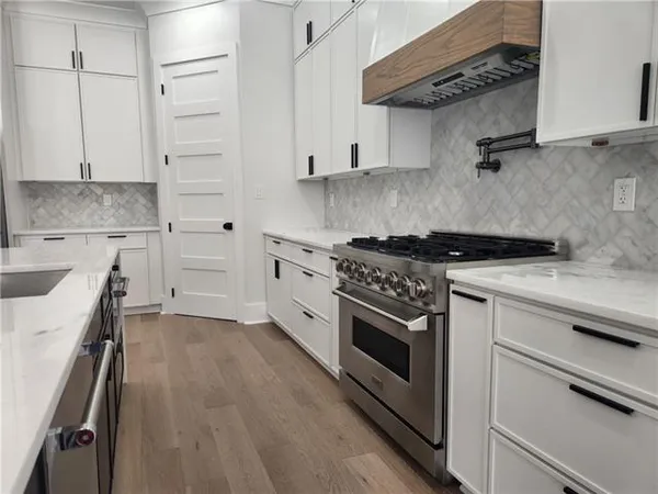 $750,000 | 10526 Phelps Street, River Ridge, LA 70123