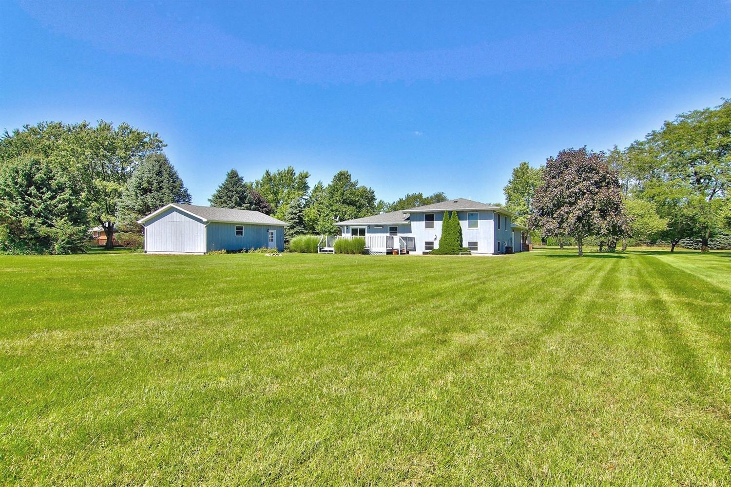 8897 24th Street Demotte, IN 46310 - Photo 3 of 10 1500x1000