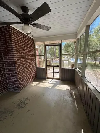 $192,000 | 329 West Railroad Avenue, Batesburg-Leesville, SC 29006