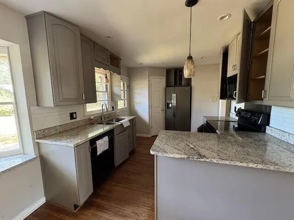 $192,000 | 329 West Railroad Avenue, Batesburg-Leesville, SC 29006