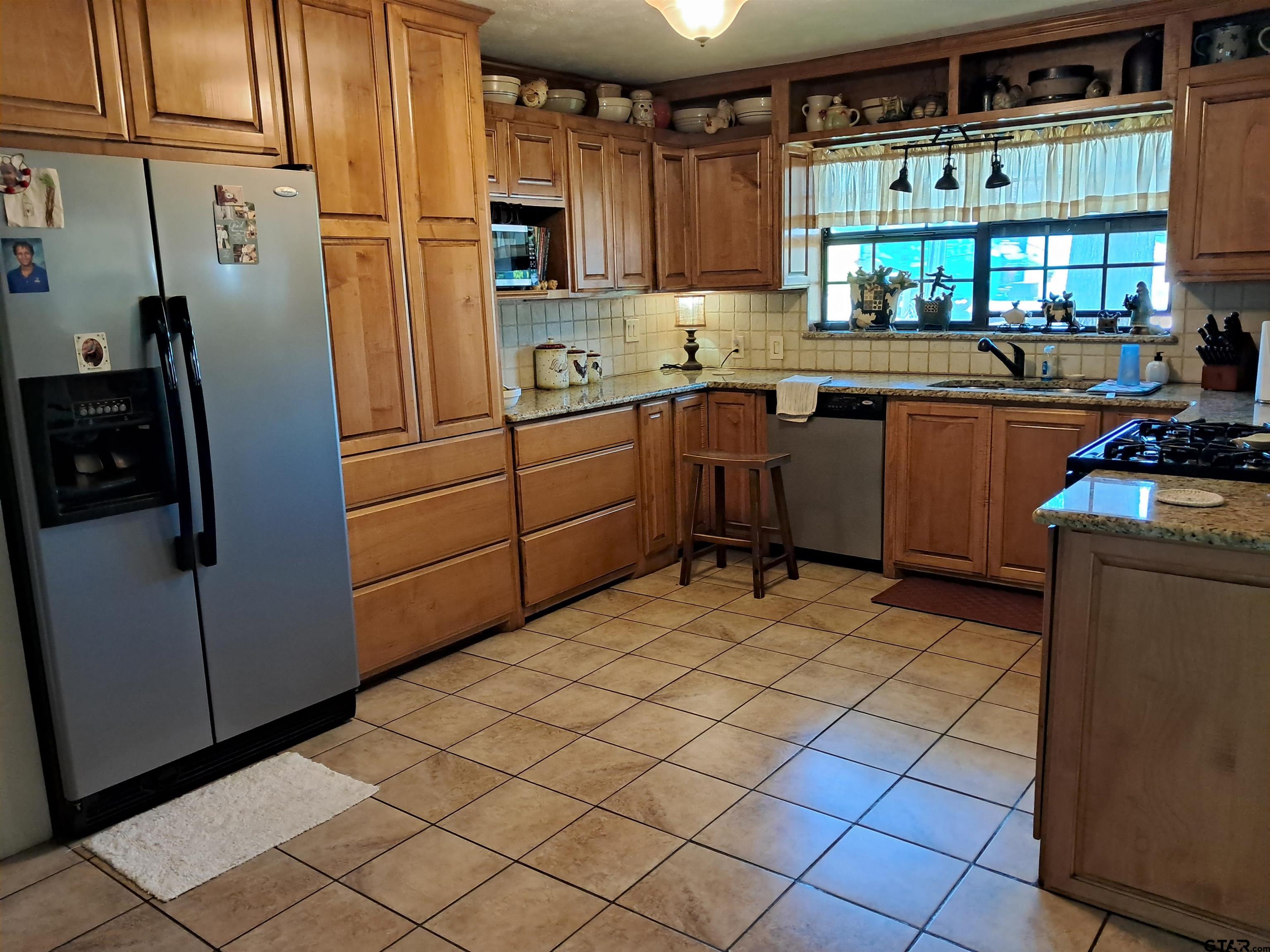 736 East Dulse Street Tyler, TX 75701 - Photo 5 of 14