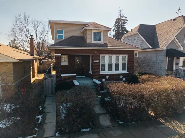 $454,000 | 6828 30th Place, Berwyn, IL 60402