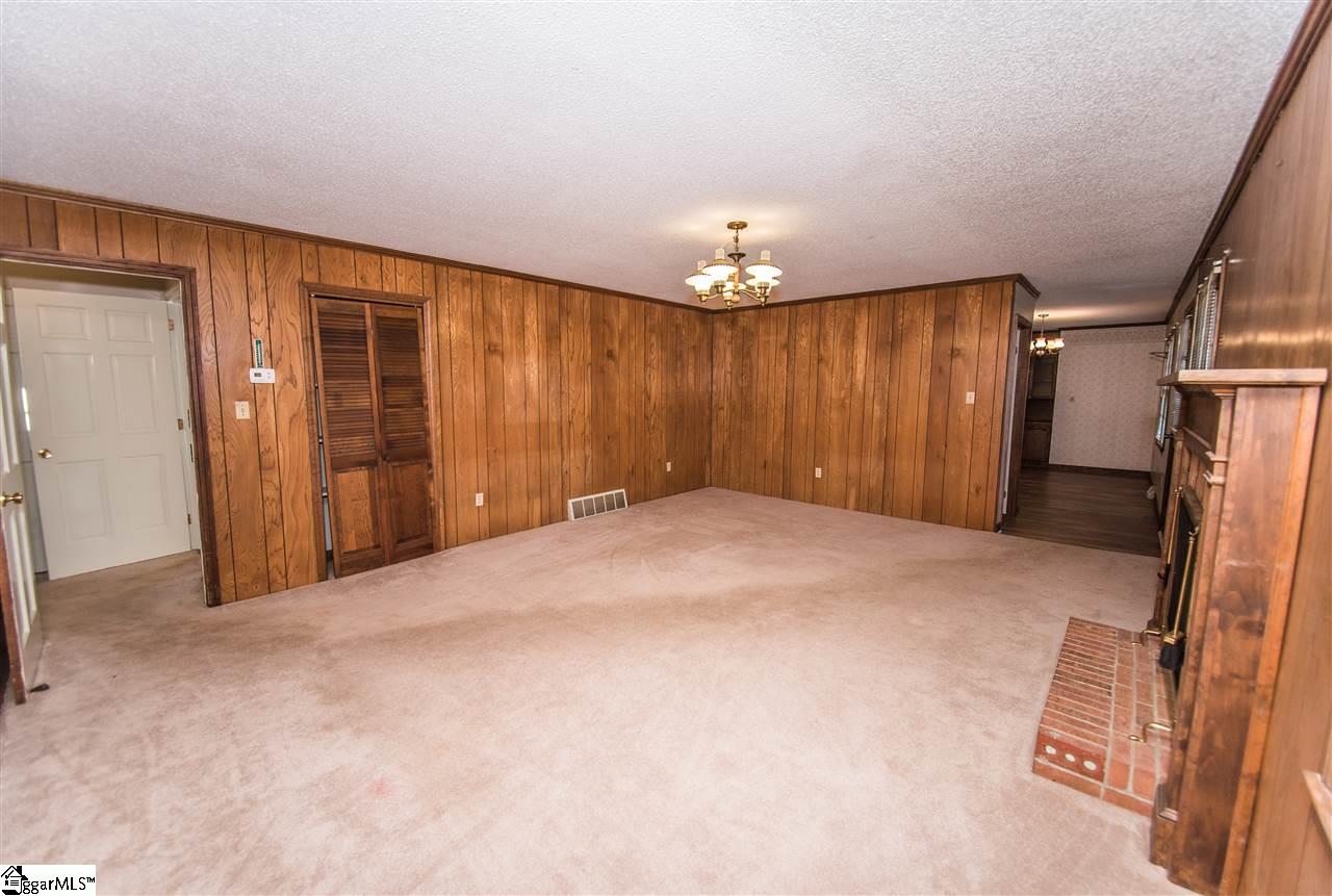 120 Plant Street Greenville, SC 29607 - Photo 8 of 31 Gallery Image 8