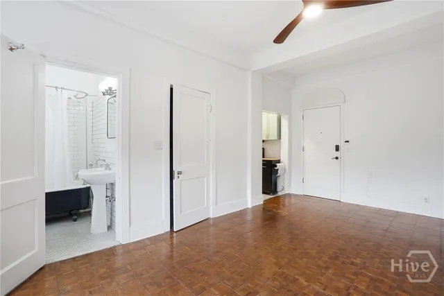 $1,750 | 106 West Gwinnett Street, Unit 5C, Savannah, GA 31401