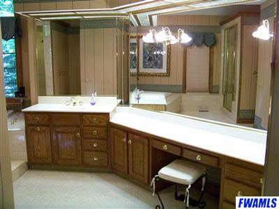 2626 East Cedar Canyons Road Fort Wayne, IN 46845 - Photo 18 of 30 Gallery Image 18
