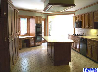 2626 East Cedar Canyons Road Fort Wayne, IN 46845 - Photo 9 of 30 Gallery Image 9