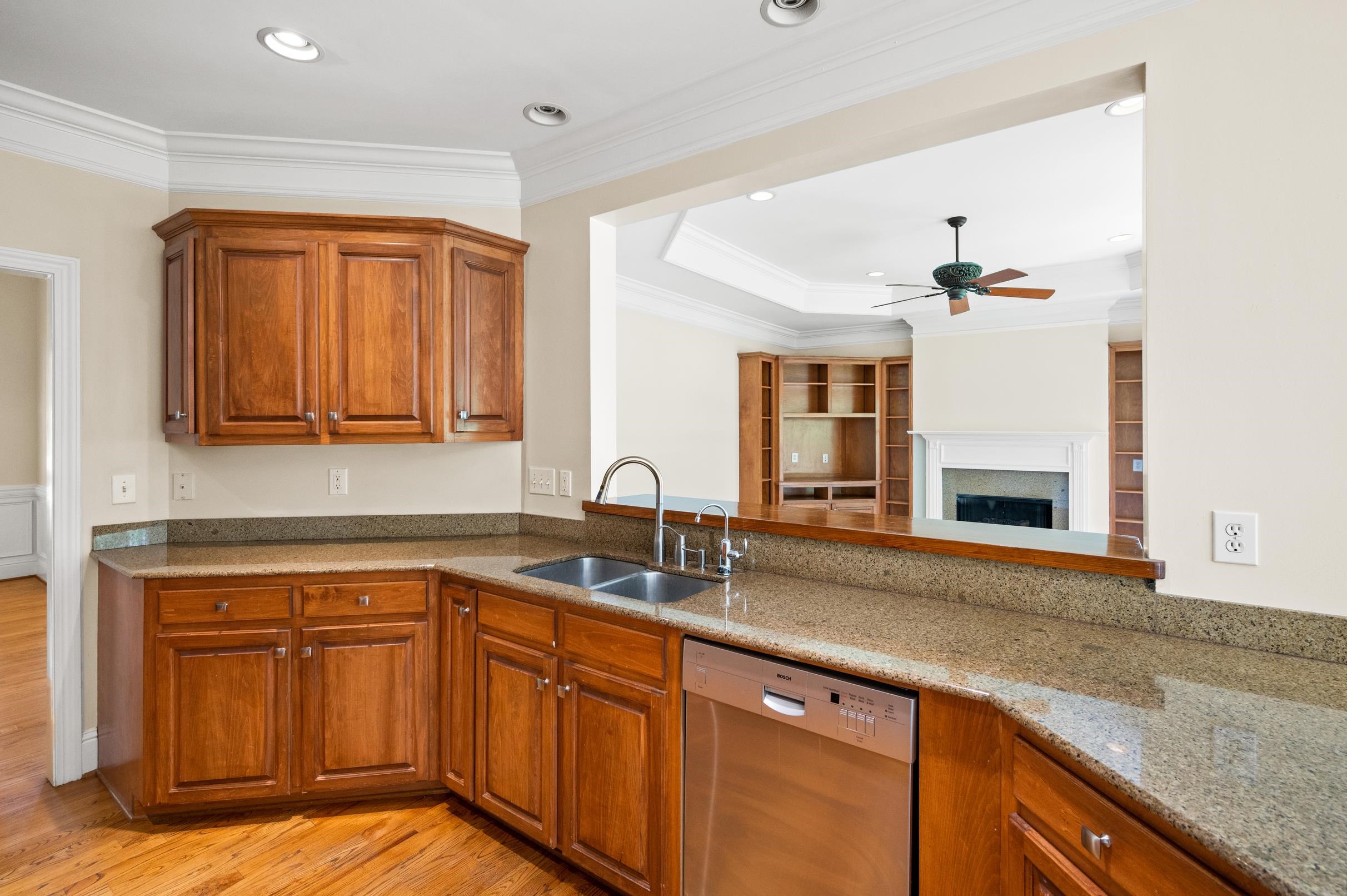 300 South Drive Fairhope, AL 36532 - Photo 18 of 48 Kitchen
