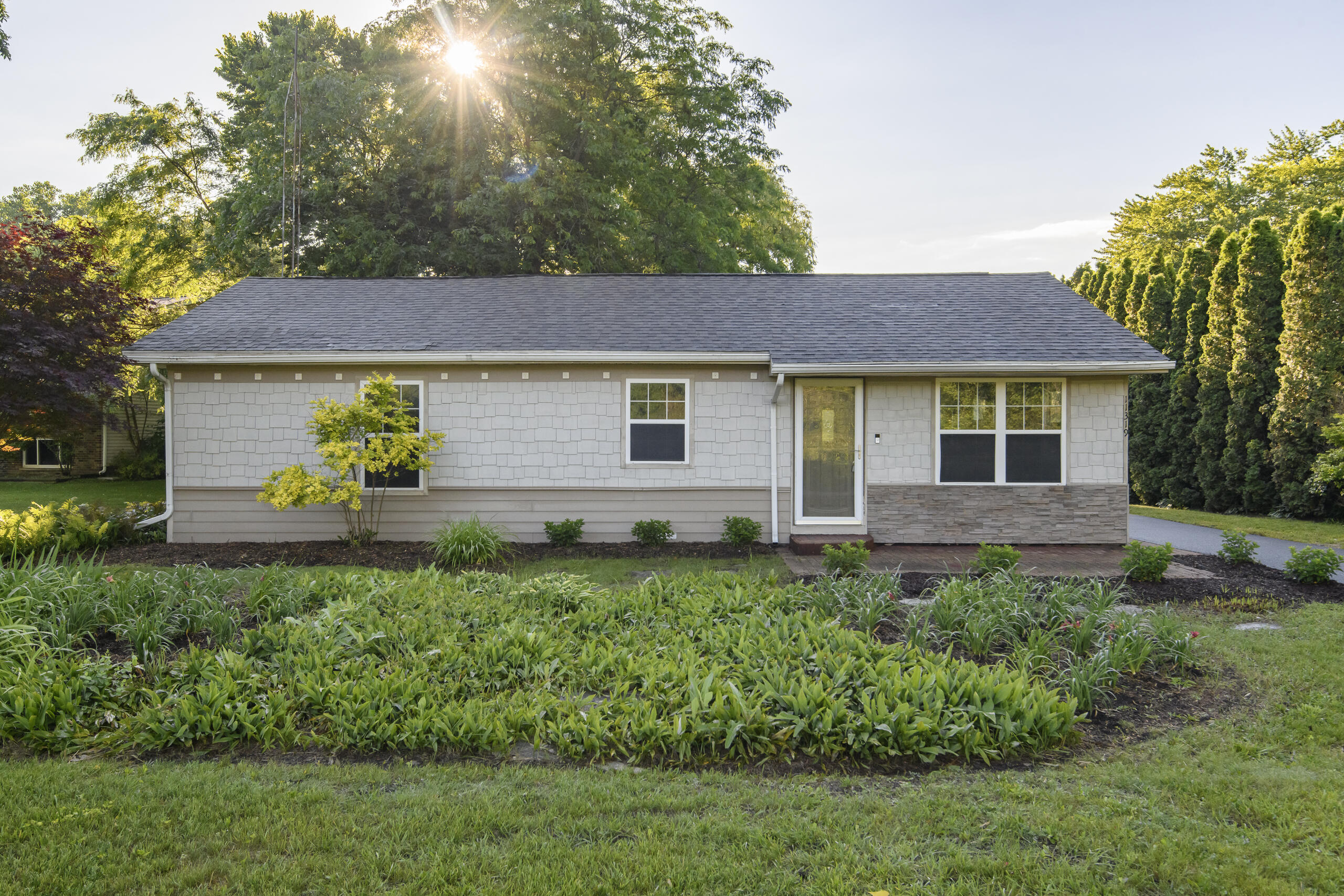 11319 3rd Avenue Pleasant Prairie, WI 53158 - Photo 2 of 38 11319 Third Ave-02