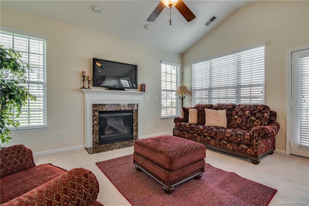 230 Garnet Court, Unit END Fort Mill, SC 29708 - Photo 9 of 24