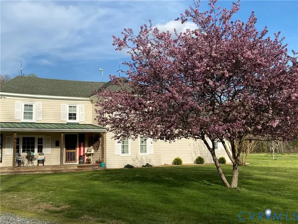 $905,500 | 562 Bobcat Lane, Little Plymouth, VA 23091