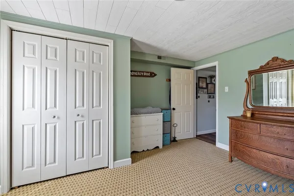 $883,500 | 562 Bobcat Lane, Little Plymouth, VA 23091