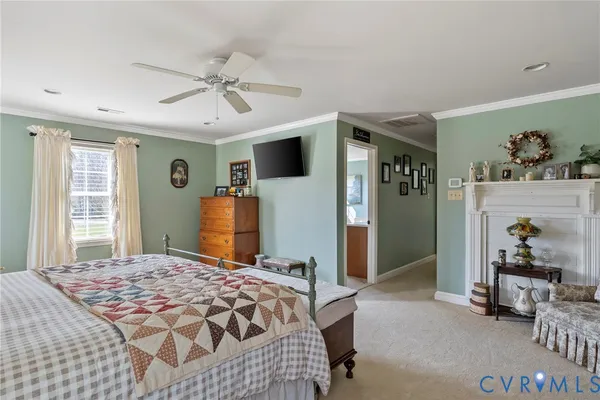 $883,500 | 562 Bobcat Lane, Little Plymouth, VA 23091