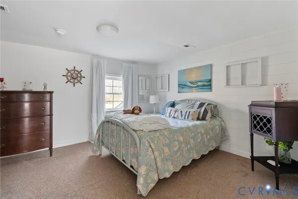 $883,500 | 562 Bobcat Lane, Little Plymouth, VA 23091