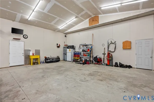 $925,500 | 562 Bobcat Lane, Little Plymouth, VA 23091