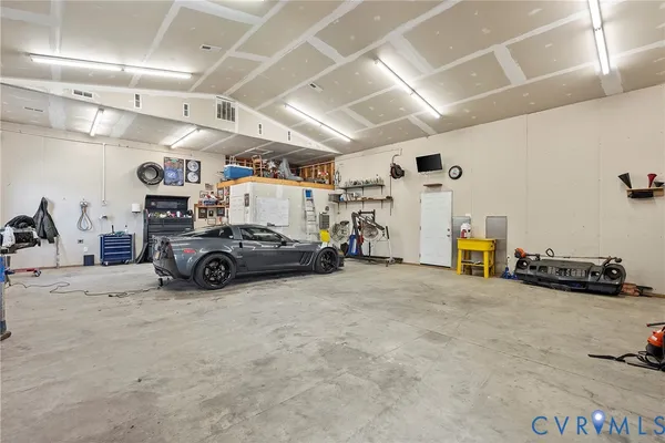 $883,500 | 562 Bobcat Lane, Little Plymouth, VA 23091