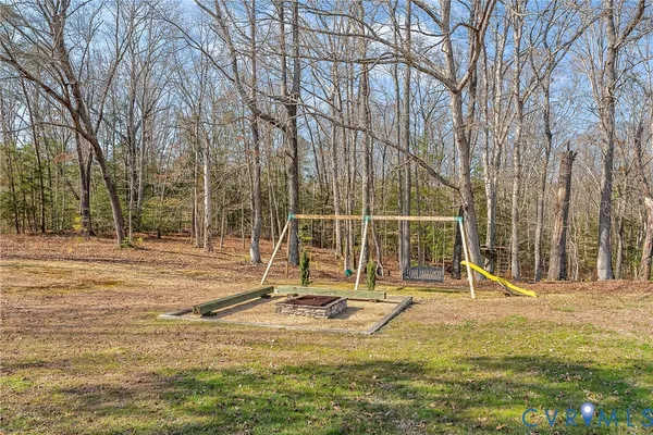 $883,500 | 562 Bobcat Lane, Little Plymouth, VA 23091