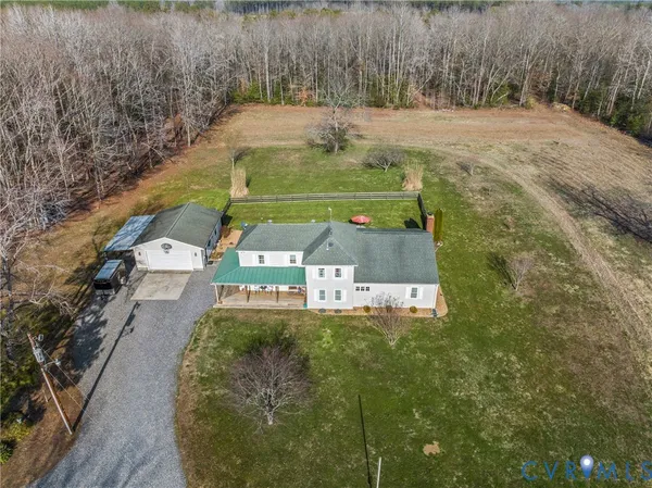 $883,500 | 562 Bobcat Lane, Little Plymouth, VA 23091