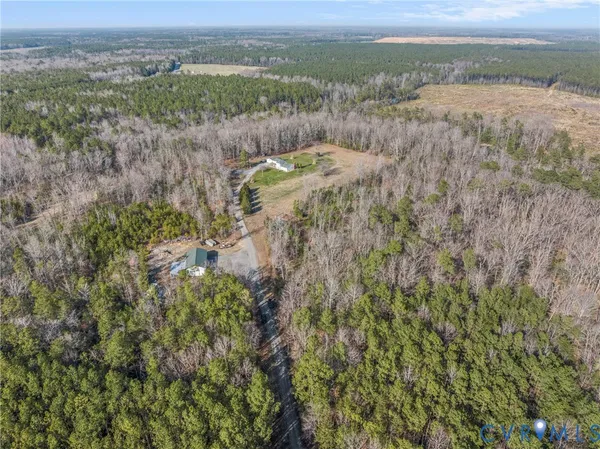 $883,500 | 562 Bobcat Lane, Little Plymouth, VA 23091