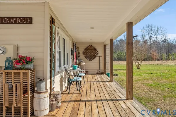 $883,500 | 562 Bobcat Lane, Little Plymouth, VA 23091