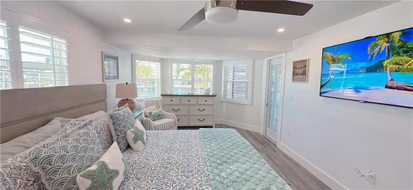 $839,500 | 11 Palmview Boulevard, Fort Myers Beach, FL 33931