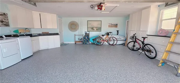 $839,500 | 11 Palmview Boulevard, Fort Myers Beach, FL 33931