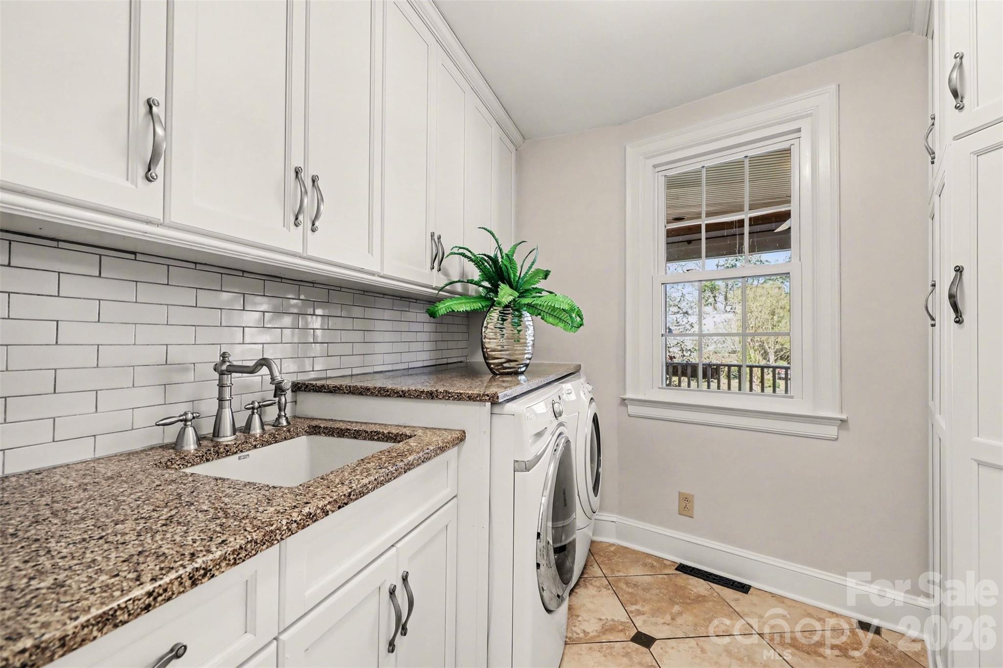3301 Foxridge Road Charlotte, NC 28226 - Photo 36 of 42 Gallery Image 36