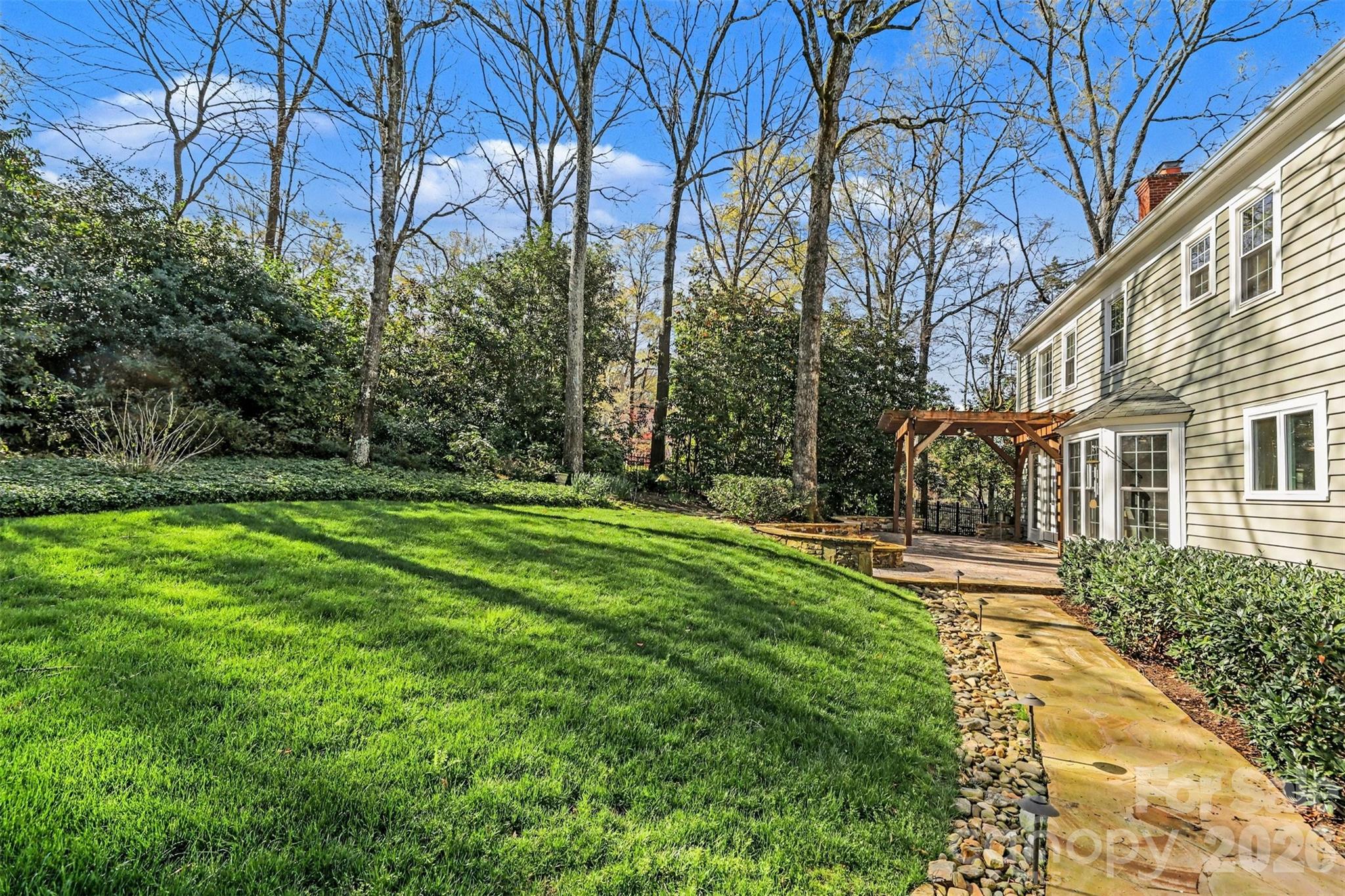 3301 Foxridge Road Charlotte, NC 28226 - Photo 40 of 42 Gallery Image 40