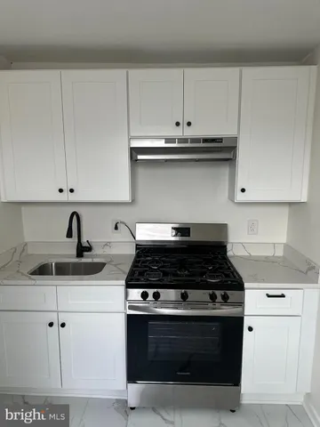 $1,200 | 2016 Carver Street, Unit 2, Philadelphia, PA 19124