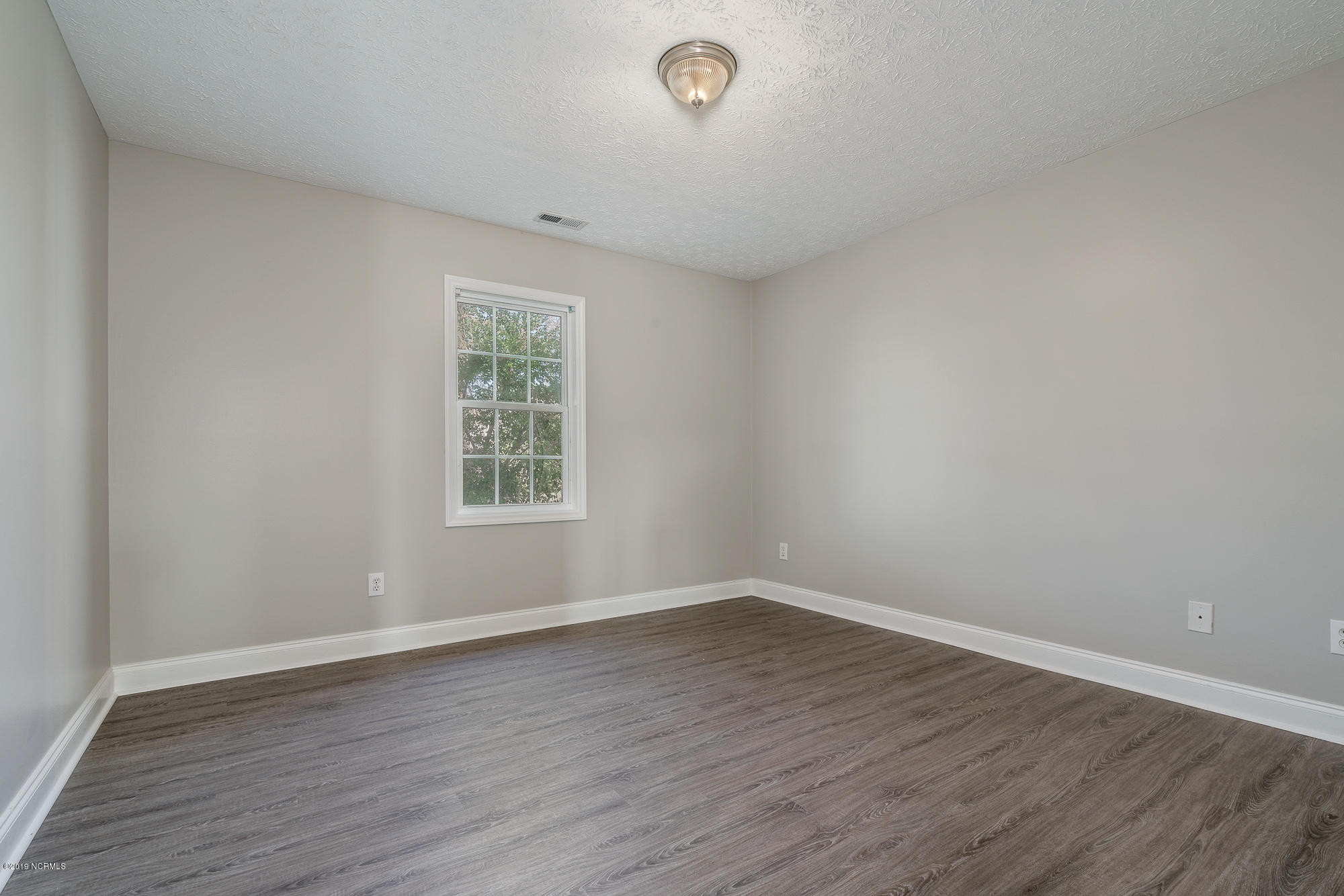 245 Rutledge Avenue Beaufort, NC 28516 - Photo 11 of 19 245 Rutledge Ave