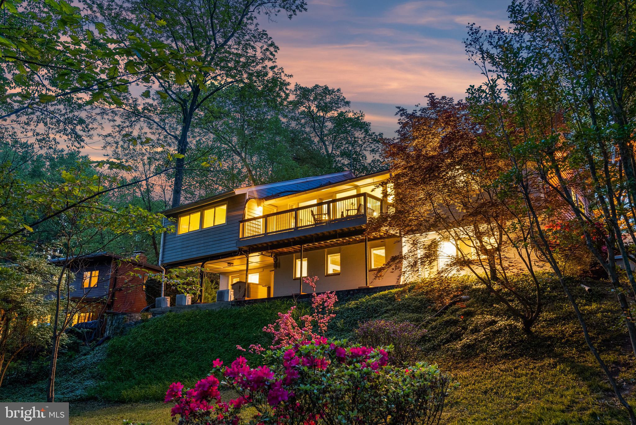 7111 Braeburn Place Bethesda, MD 20817 - Photo 2 of 86