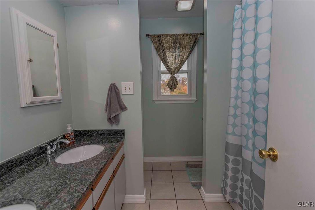 1050 Bridle Path Road Bethlehem, PA 18017 - Photo 15 of 26 Gallery Image 15