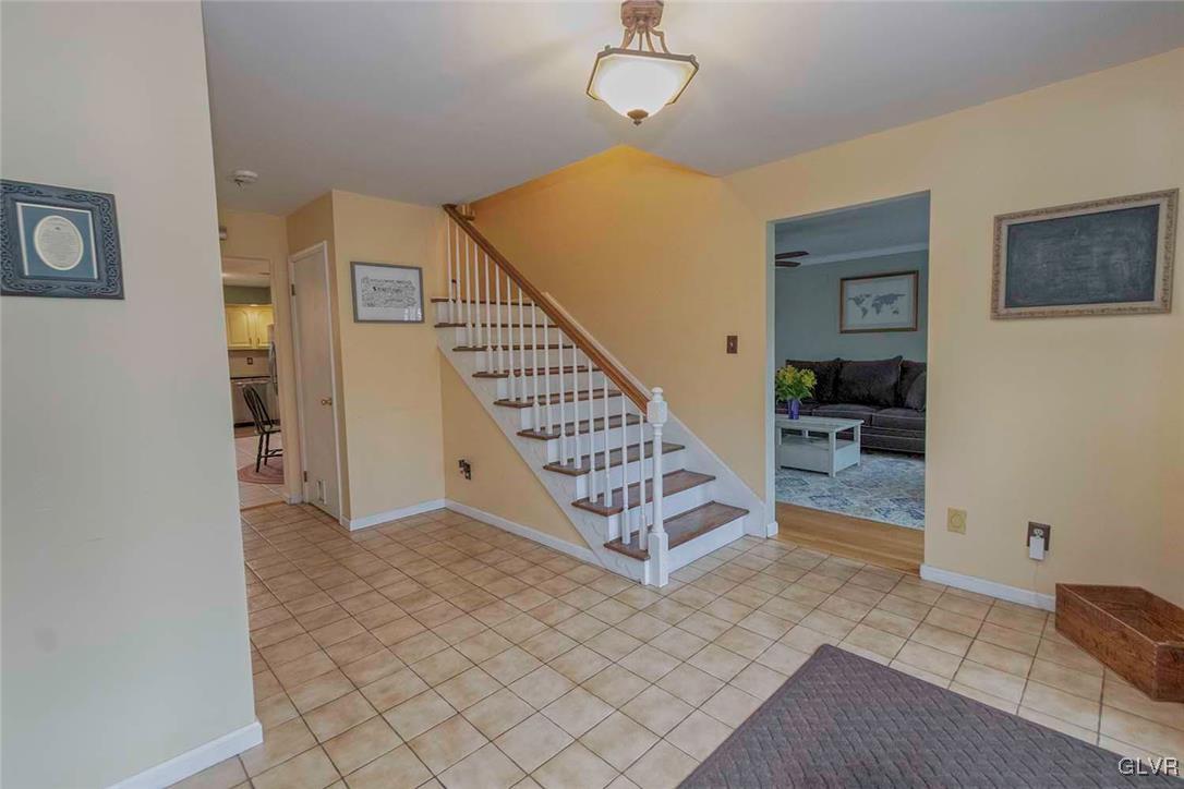 1050 Bridle Path Road Bethlehem, PA 18017 - Photo 3 of 26 Gallery Image 3