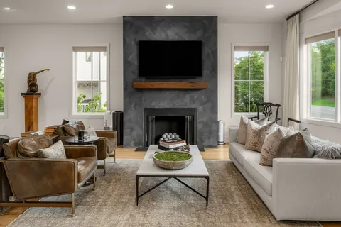 $1,760,000 | 2086 12th Avenue South, Nashville, TN 37204