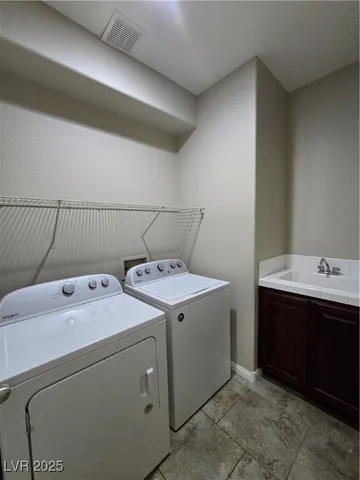 $2,545 | 4016 Little Bend Lane, North Las Vegas, NV 89081