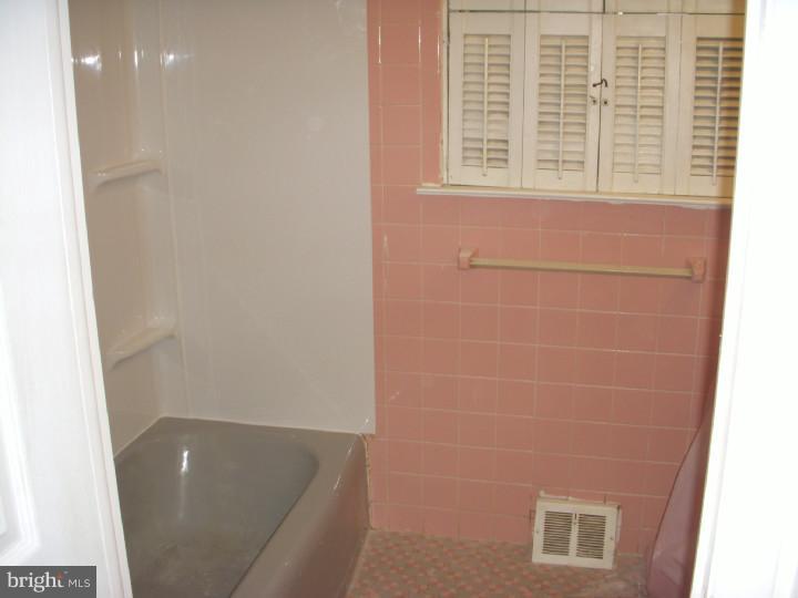 2847 Welsh Road Philadelphia, PA 19152 - Photo 13 of 25 Gallery Image 13