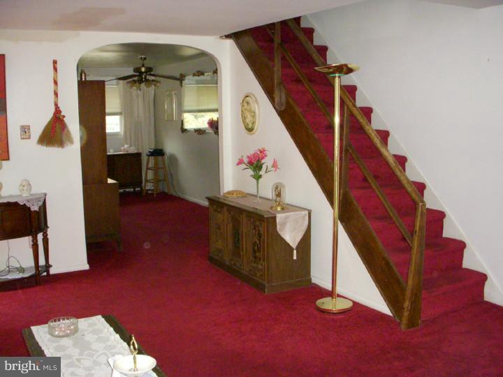2847 Welsh Road Philadelphia, PA 19152 - Photo 3 of 25 Gallery Image 3