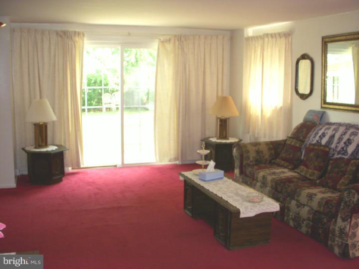2847 Welsh Road Philadelphia, PA 19152 - Photo 4 of 25 Gallery Image 4
