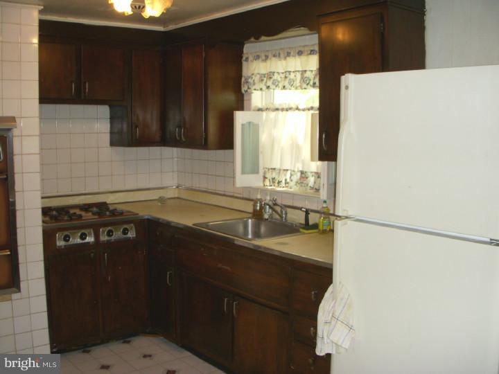 2847 Welsh Road Philadelphia, PA 19152 - Photo 7 of 25 Gallery Image 7