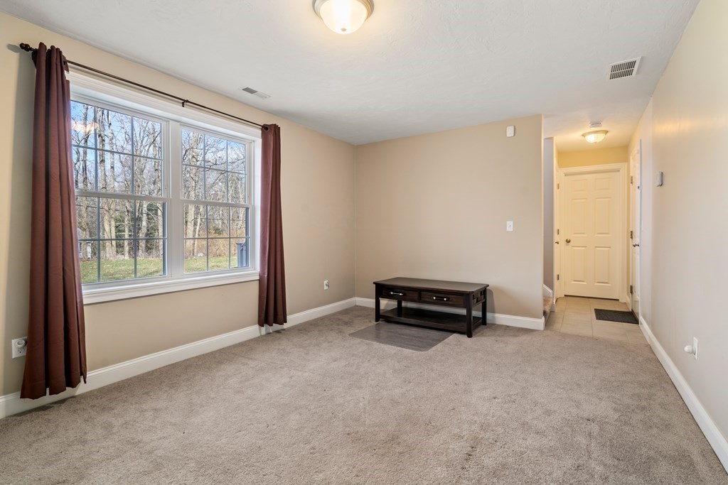498 Chestnut Hill Road Millville, MA 01529 - Photo 10 of 30 Gallery Image 10
