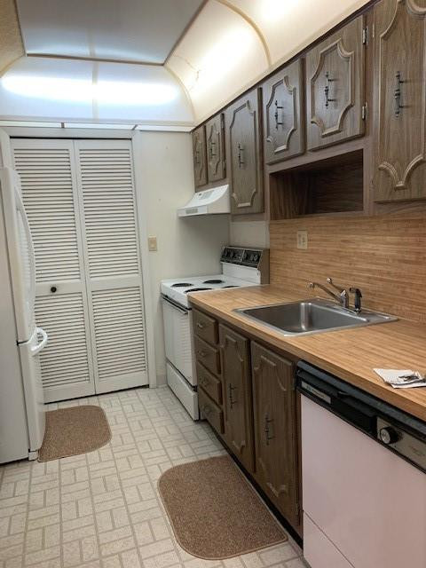 301 Racquet Club Road, Unit 104 Weston, FL 33326 - Photo 11 of 24 KITCHEN