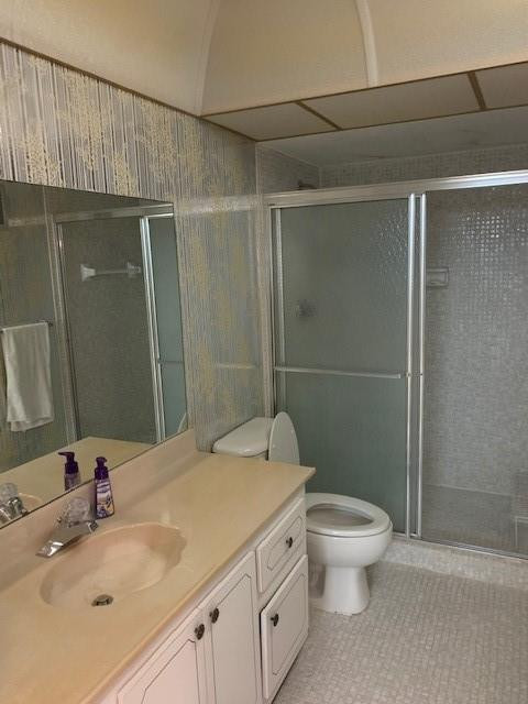 301 Racquet Club Road, Unit 104 Weston, FL 33326 - Photo 23 of 24 2ND BATHROOM