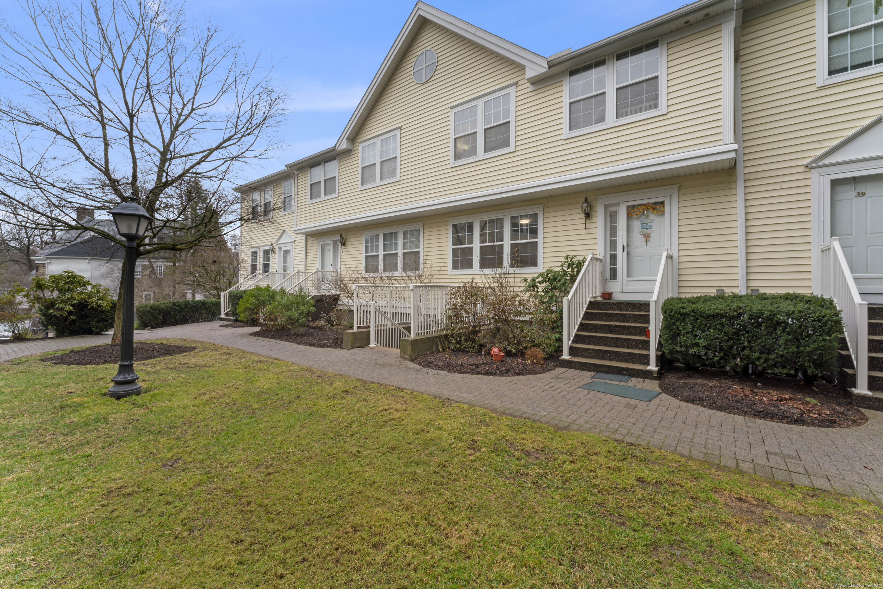 629 Danbury Road, Unit 38 Ridgefield, CT 06877 - Photo 1 of 1